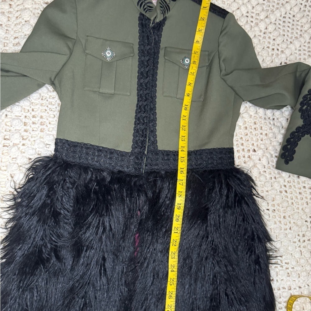 The Extreme collection RARE military Green
Black fur jacket size 38 Unique. - Picture 10 of 17
